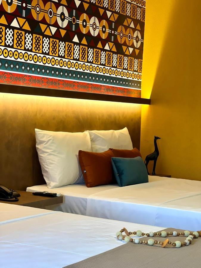 Hotel Wakanda